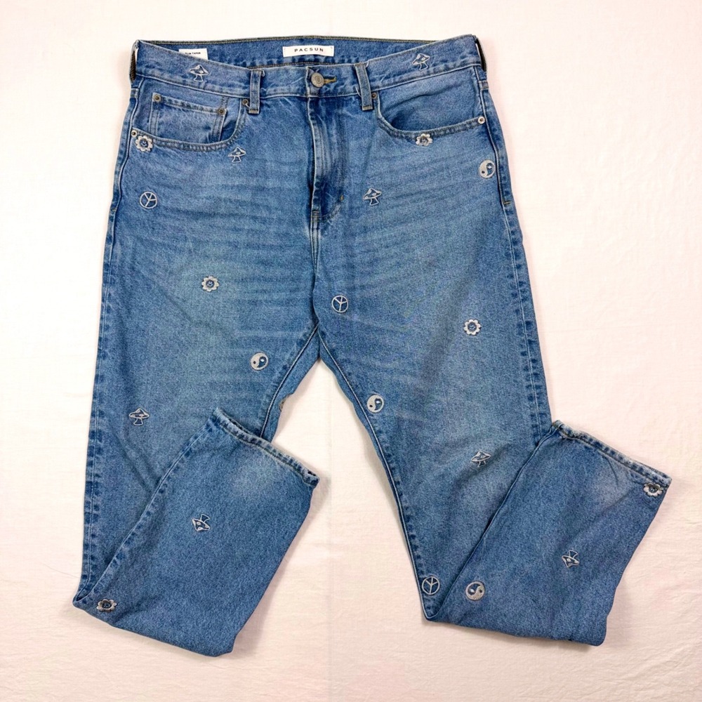 PacSun Jeans Mens 34x32 Slim Taper Blue Embroidered Mushroom Peace YinYang Denim